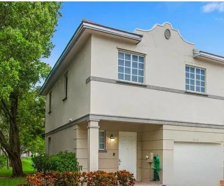Picture of 2032 Freeport Drive, Riviera Beach FL 33404