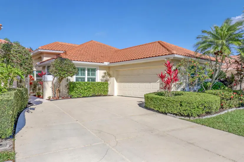 Picture of 122 Eagleton Lane, Palm Beach Gardens FL 33418