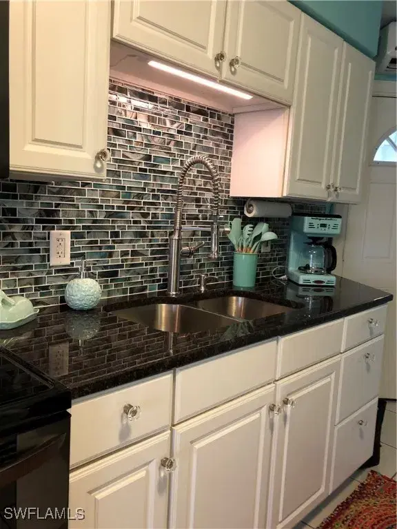 Picture of 3211 Stringfellow Rd 102, St. James City FL 33956