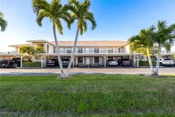 Picture of 912 SW 48Th Ter 108, Cape Coral, FL 33914