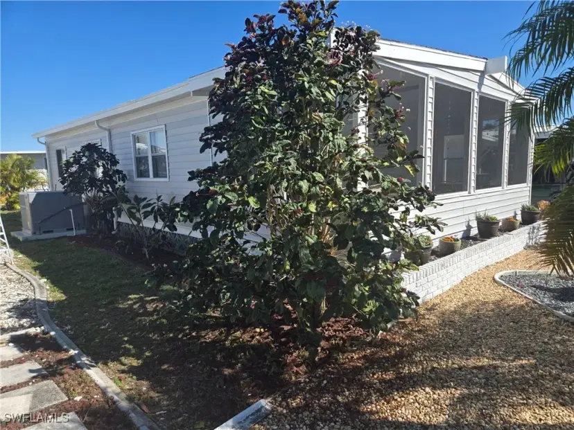 Picture of 450 Snead Dr, North Fort Myers FL 33903