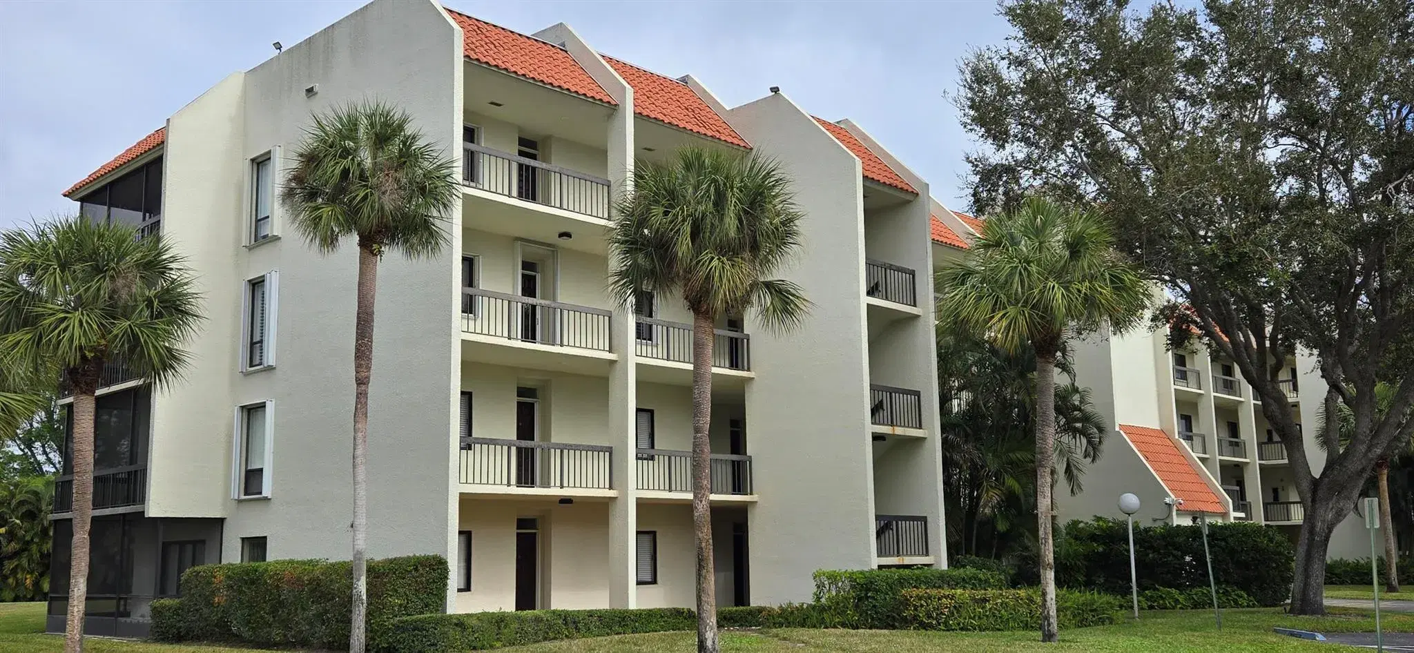 Picture of 2500 Presidential Way 306, West Palm Beach, FL 33401