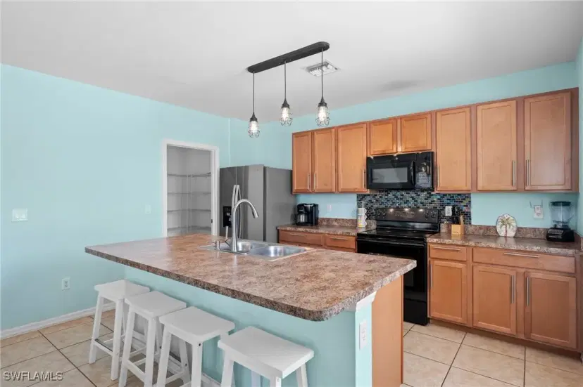 Picture of 326 SW 31St St, Cape Coral FL 33914