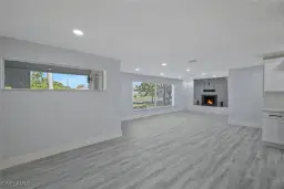 Picture of 1002 Ione Dr, Fort Myers, FL 33919