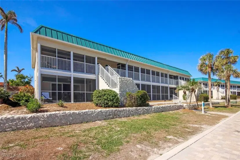 Picture of 827 E Gulf Dr G7, Sanibel FL 33957