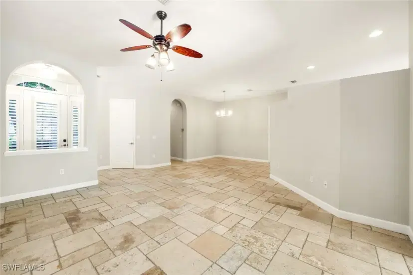 Picture of 6119 Manchester Pl, Naples FL 34110