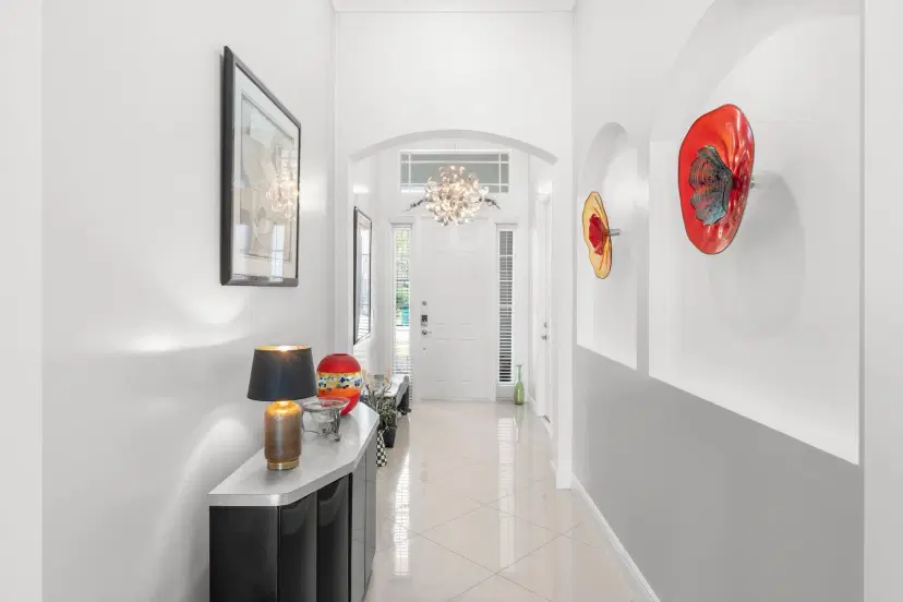 Picture of 9130 Edgewater Bnd, Parkland FL 33076