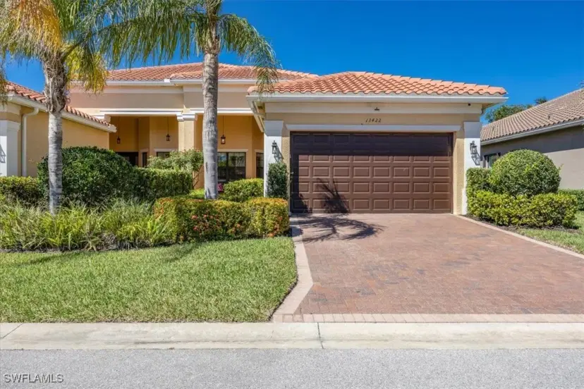 Picture of 13422 Silktail Dr, Naples FL 34109