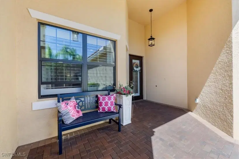 Picture of 13422 Silktail Dr, Naples FL 34109