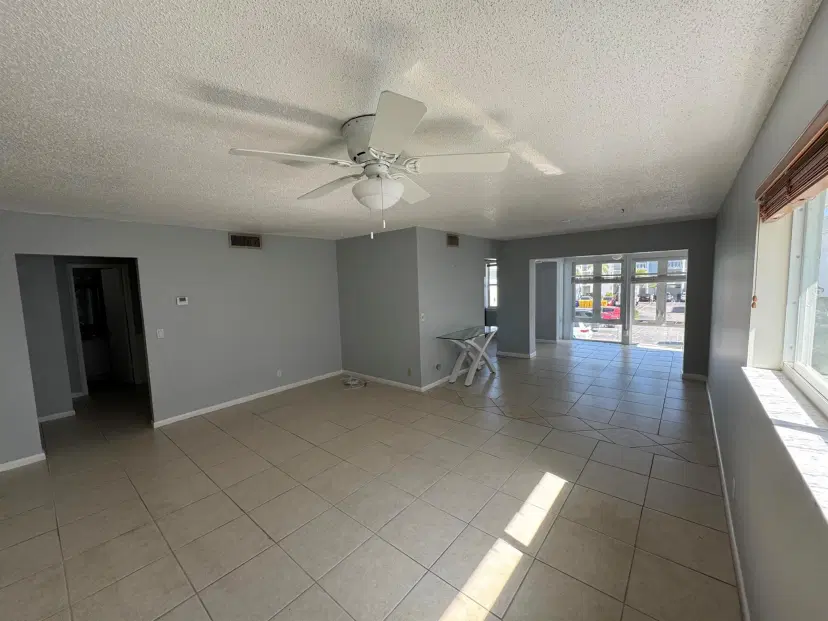 Picture of 19 Colonial Club Drive 204, Boynton Beach FL 33435
