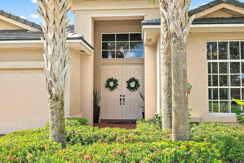 Picture of 11226 Osprey Lake Lane, Palm Beach Gardens FL 33412