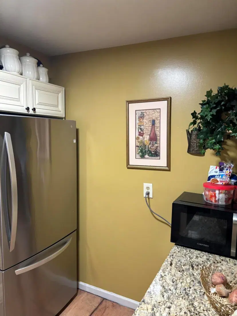 Picture of 9810 Pineapple Tree Drive 205, Boynton Beach FL 33436
