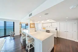 Picture of 10951 Gulf Shore Dr 1105, Naples, FL 34108