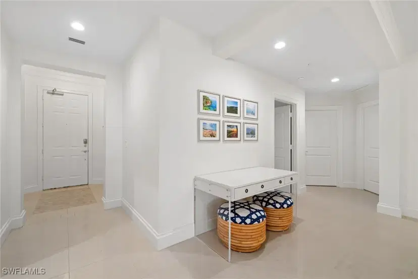Picture of 411 6Th St S 202, Naples FL 34102