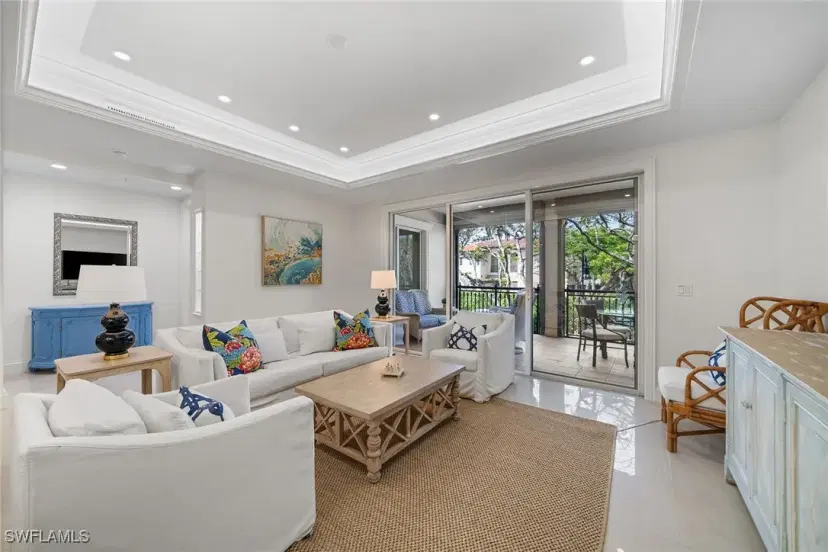 Picture of 411 6Th St S 202, Naples FL 34102