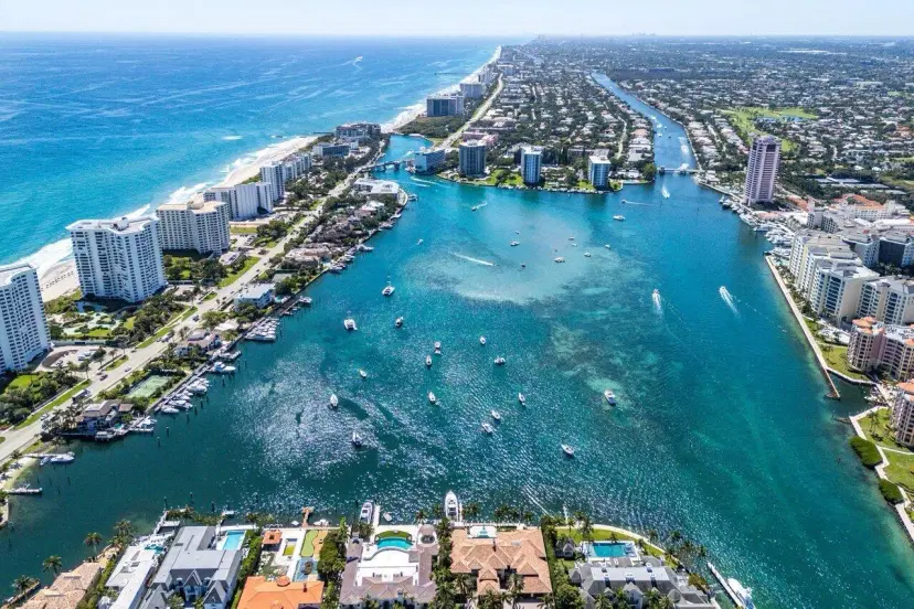 Picture of 550 S Ocean Boulevard 2001, Boca Raton FL 33432