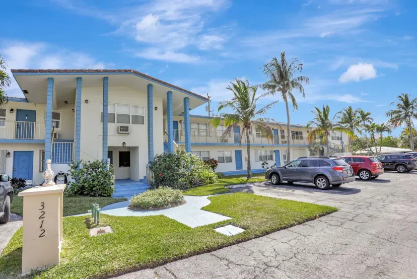 Picture of 3212 NE 8Th Court 7, Pompano Beach FL 33062