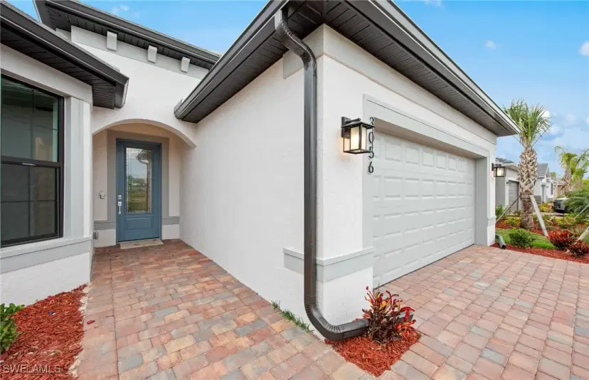 Picture of 3056 Weston Manor Dr, Alva FL 33920