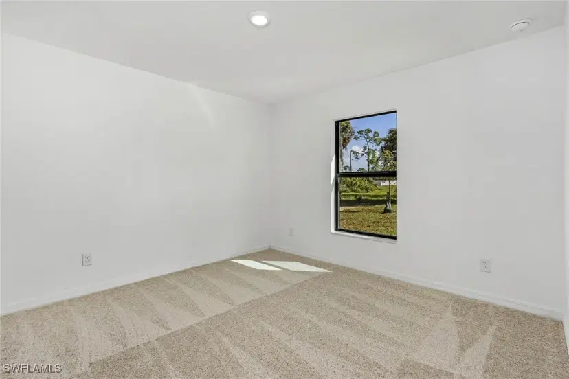 Picture of 844 Gedeon Rd, Lehigh Acres FL 33974
