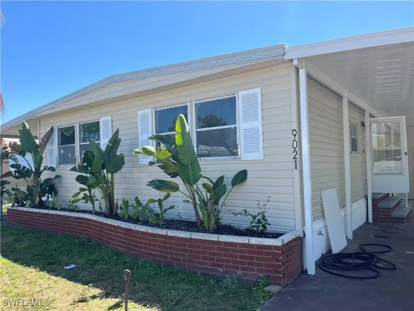 Picture of 9021 Flamingo Cir, North Fort Myers FL 33903