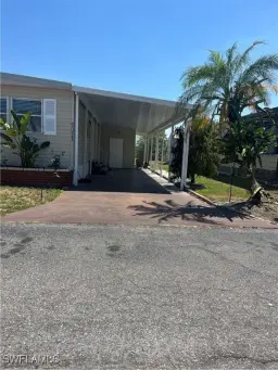 Picture of 9021 Flamingo Cir, North Fort Myers, FL 33903
