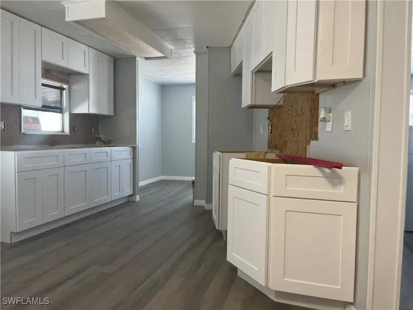 Picture of 9021 Flamingo Cir, North Fort Myers FL 33903