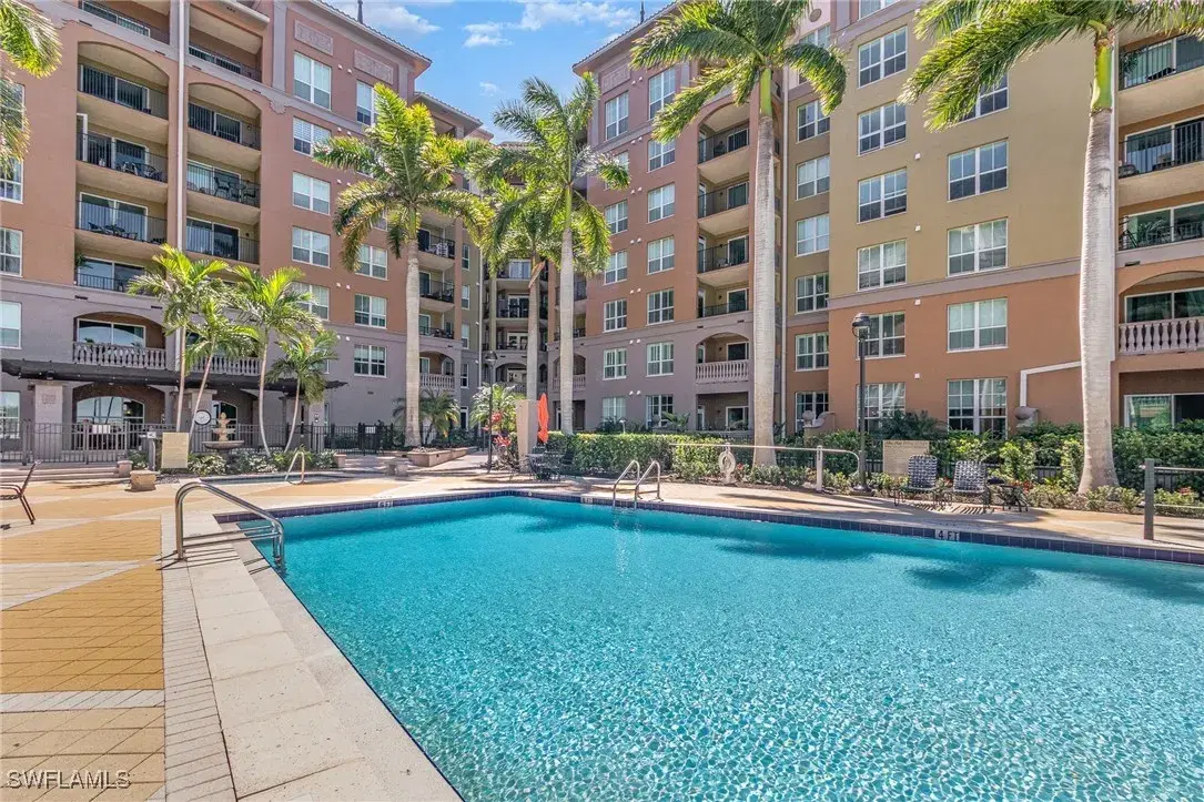 Picture of 2825 Palm Beach Blvd 205, Fort Myers, FL 33916