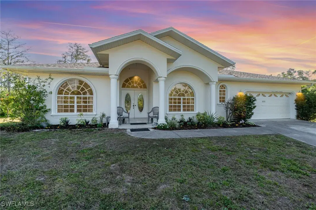 Picture of 7221 Eastwood Acres Rd, Fort Myers, FL 33905