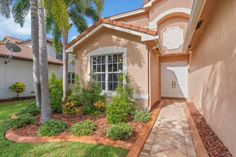 Picture of 4528 SW 183Rd Ave, Miramar FL 33029