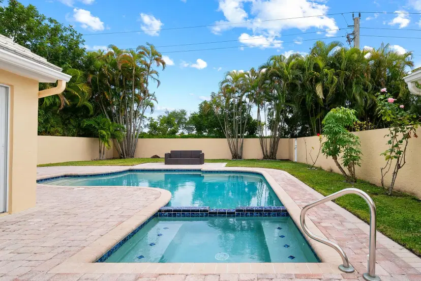 Picture of 952 Dickens Place, West Palm Beach FL 33411