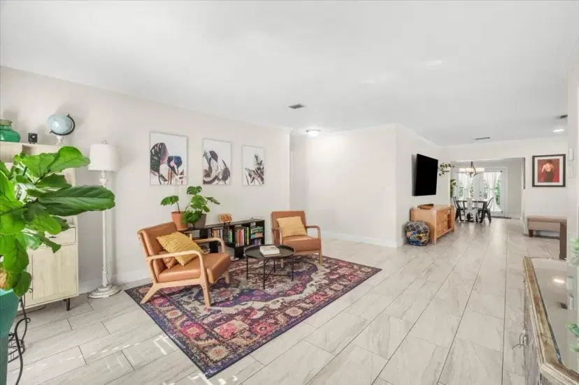 Picture of 2428 NW 98Th Ln, Coral Springs FL 33065