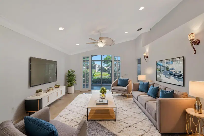 Picture of 7476 W Mercada Way, Delray Beach FL 33446