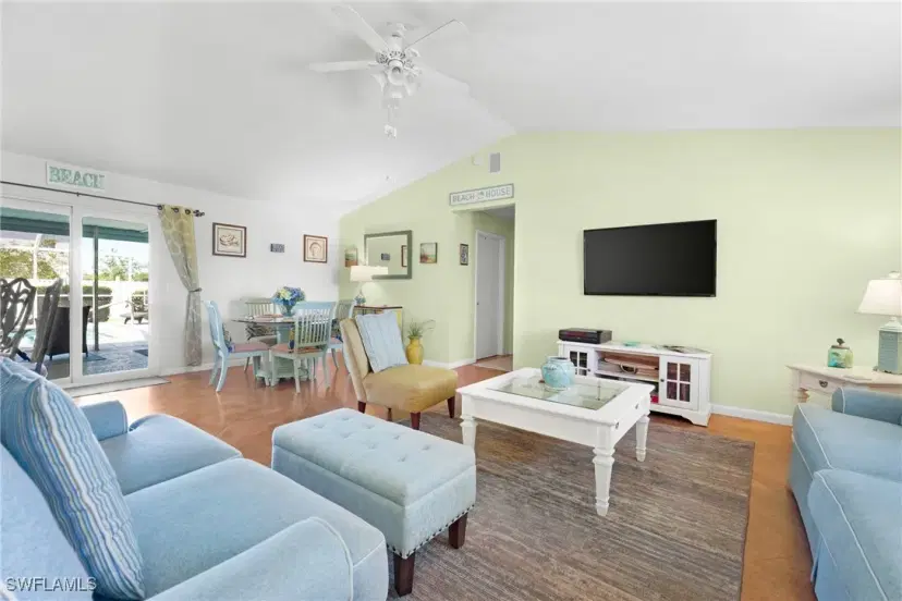 Picture of 2718 SW 9Th Pl, Cape Coral FL 33914