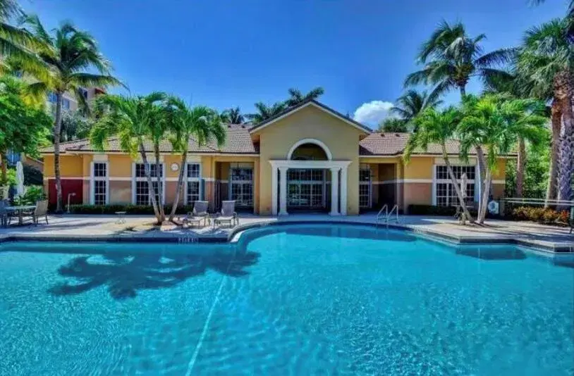 Picture of 1100 Scotia Drive 102, Hypoluxo FL 33462