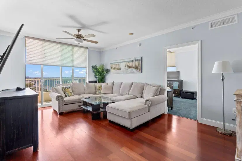 Picture of 625 Casa Loma Boulevard 1008, Boynton Beach FL 33435