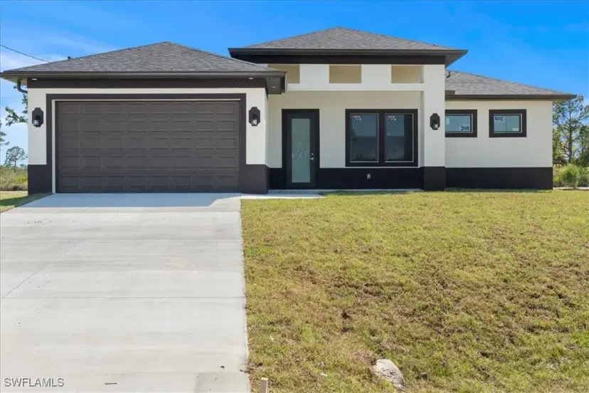 Picture of 9020 S Casa Ct, Labelle FL 33935