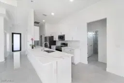 Picture of 9020 S Casa Ct, Labelle, FL 33935