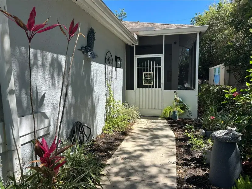 Picture of 20699 Country Barn Dr, Estero FL 33928