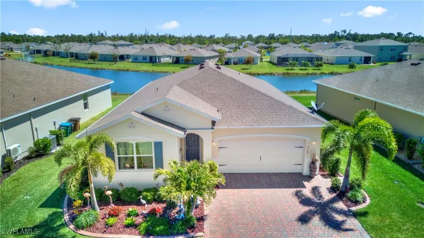 Picture of 3349 Acapulco Cir, Cape Coral FL 33909