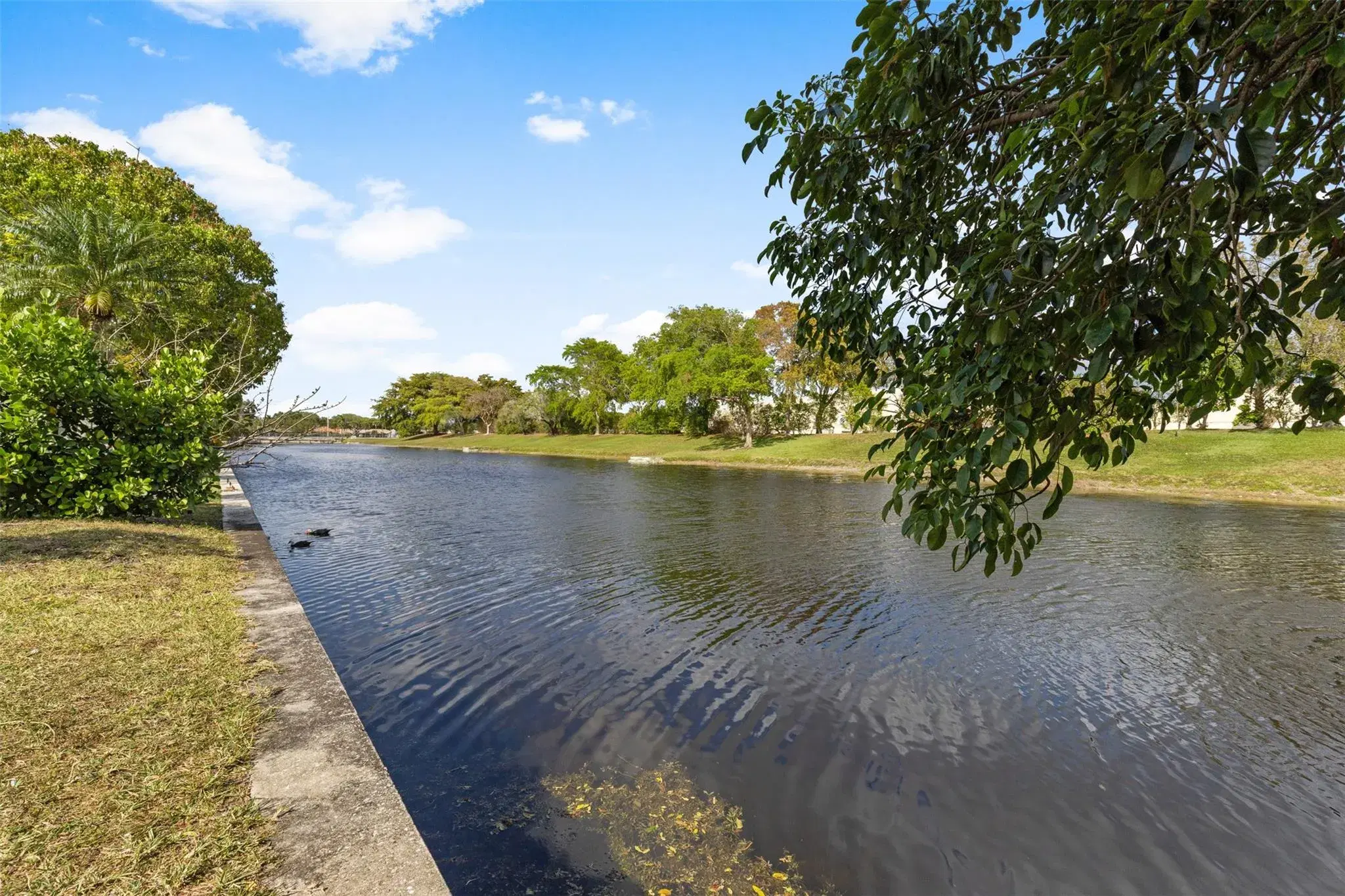 Picture of 8114 NW 91St Ave, Tamarac, FL 33321