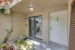 Picture of 3939 NE 5Th Avenue B105, Boca Raton, FL 33431