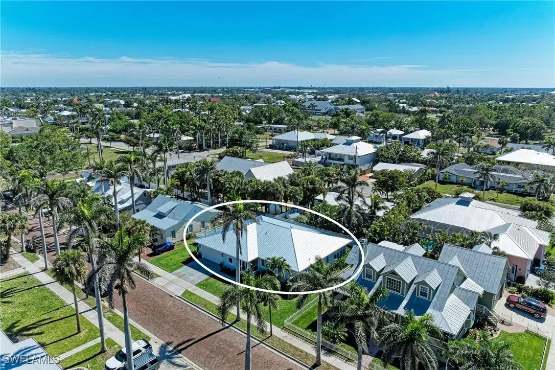 Picture of 621 Trabue Ave, Punta Gorda, FL 33950