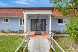 Picture of 1616 Crandon Avenue, Mangonia Park, FL 33407
