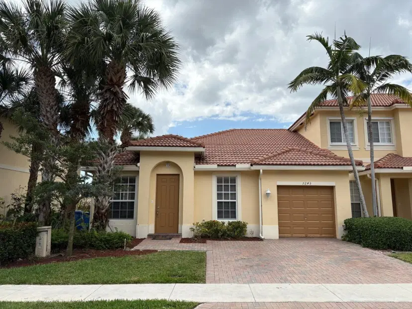 Picture of 3245 31St Ter 3245, Oakland Park FL 33309