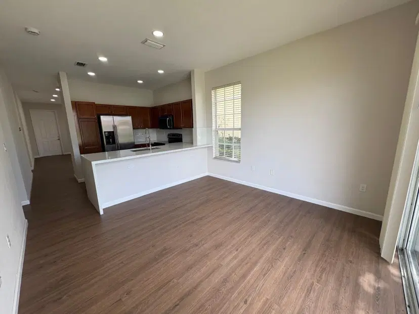 Picture of 3245 31St Ter 3245, Oakland Park FL 33309