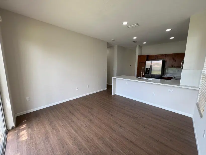 Picture of 3245 31St Ter 3245, Oakland Park FL 33309
