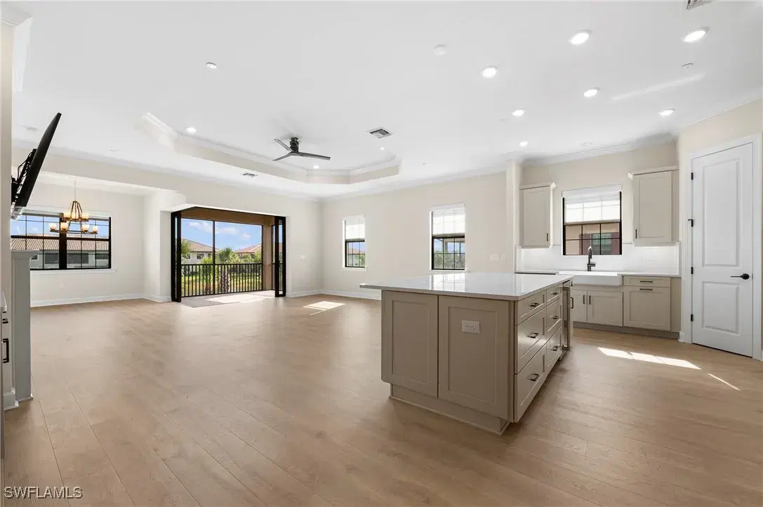 Picture of 15327 Lucerna St 204, Naples, FL 34114