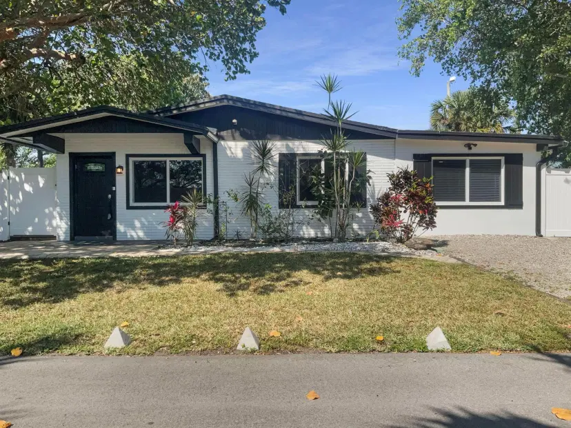 Picture of 3233 SW 14Th Avenue, Fort Lauderdale FL 33315