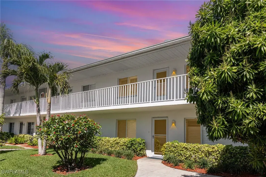 Picture of 484 Belina Dr 1404, Naples, FL 34104