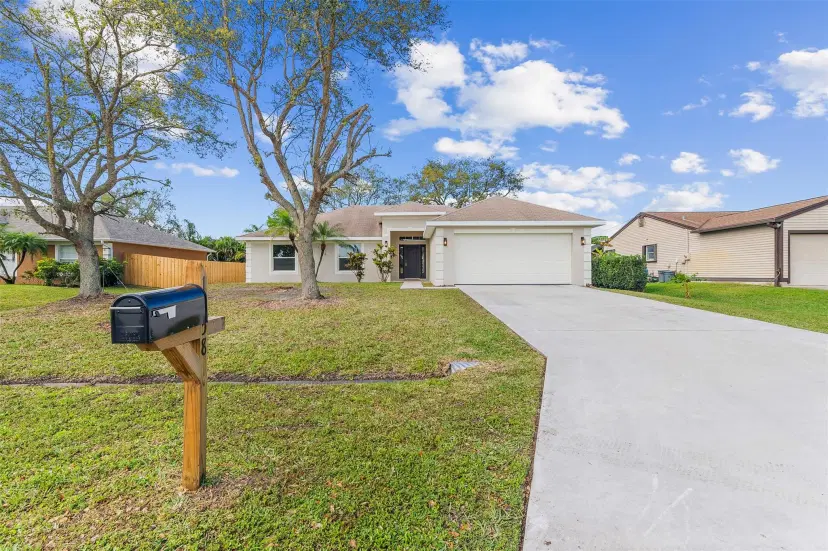 Picture of 1658 SE Harp Ln, Port St Lucie FL 34983